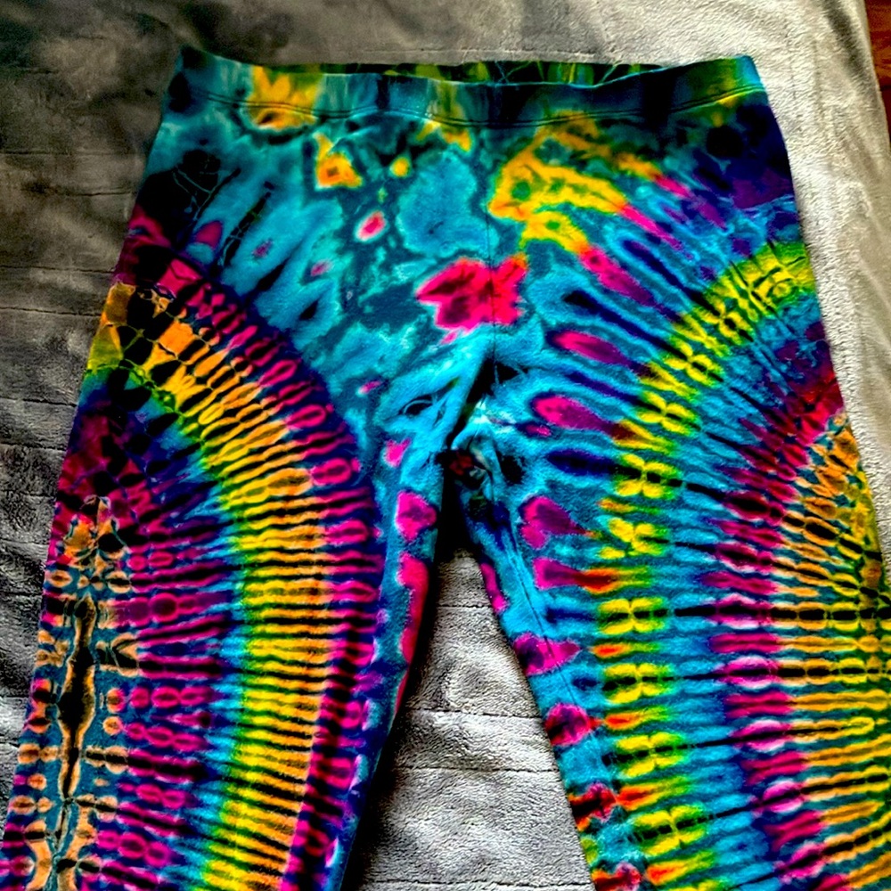 Kathmandu Imports Tie-Dye Leggings size M/L